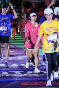 BIB: 3947, 3401
                            <button type="button" onclick="openModal(26225705)" class="btn btn-primary btn-sm float-right btn-popup" data-toggle="modal" data-target=".modal-high-quality">
                        <i class="fas fa-shopping-cart"></i> Add to Cart
                    </button>
                                            <button type="button" onclick="isThisMe(26225705, true)" class="btn btn-success btn-sm float-right btn-popup btn-isme hidden" data-toggle="tooltip" data-placement="bottom" title="นี่คือรูปของคุณใช่ไหม คลิกที่นี่เพื่อเอาเข้าอัลบั้ม">
                        <i class="fas fa-plus"></i> Add to album
                    </button>
                    <button type="button" onclick="isThisMe(26225705, false)" class="btn btn-warning btn-sm float-right btn-popup btn-isnotme hidden">
                        <i class="fas fa-ban"></i> Remove from album
                    </button>